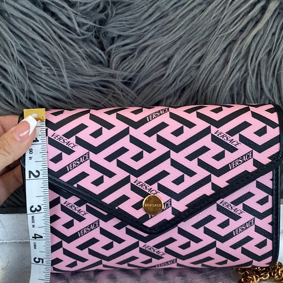 Versace Crossbody - Picture 10 of 11